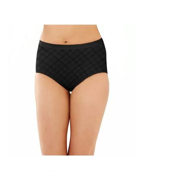 Bali Women Comfort Revolution Seamless Brief Black Size 8/9 - Picture 1 of 1